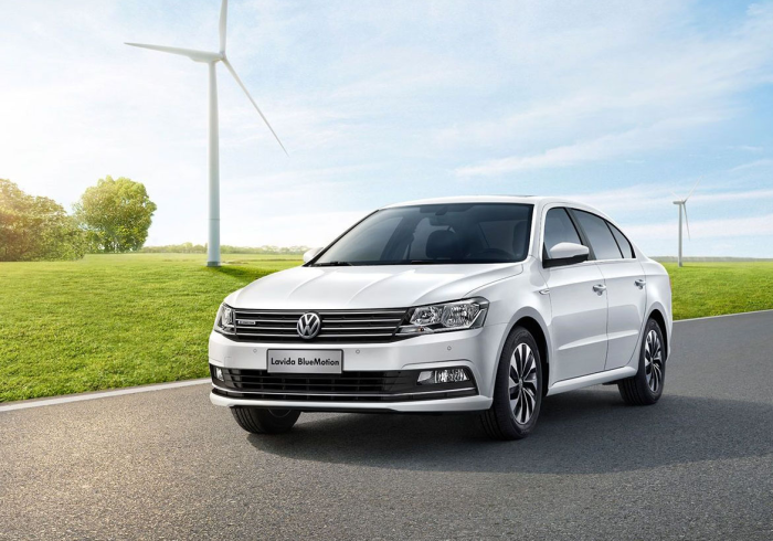 大众朗逸低配版/大众朗逸低配版和尼桑轩逸低配版哪个好 大众朗逸低配版/大众朗逸低配版和尼桑轩逸低配版哪个好