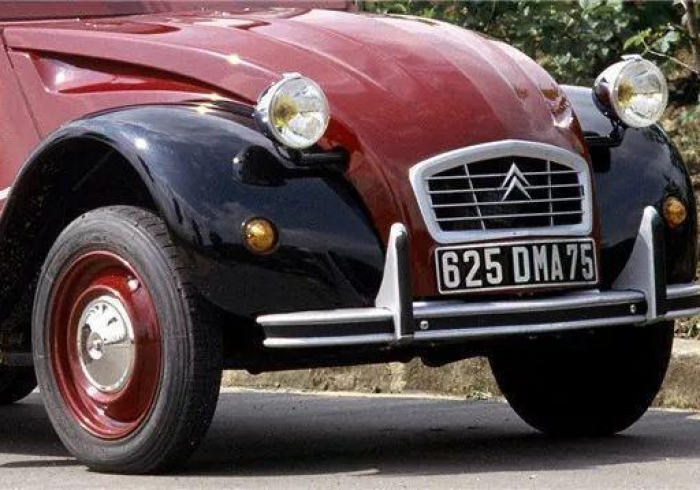 甲壳虫,当铁皮虫翼掀开,一个时代在风中醒来 甲壳虫,当铁皮虫翼掀开,一个时代在风中醒来