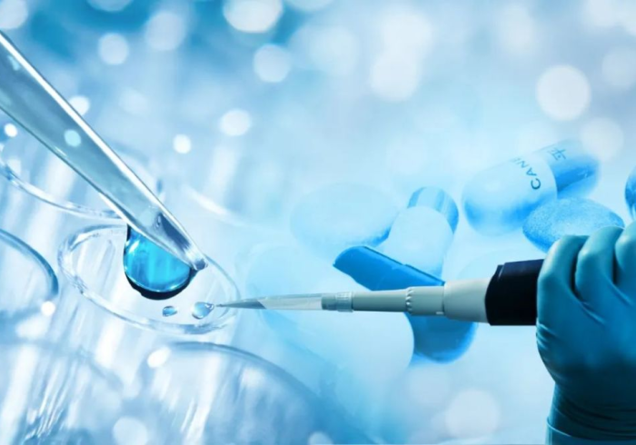 疫情终局未至,全球抗疫的持久战与希望之光 疫情终局未至,全球抗疫的持久战与希望之光