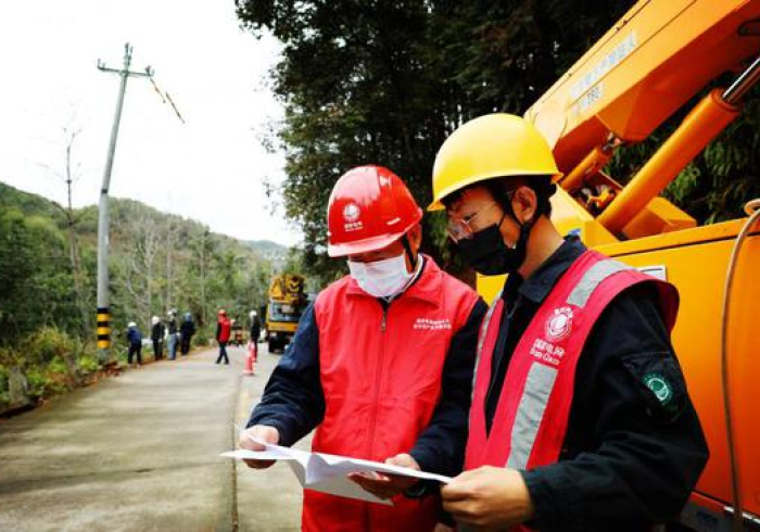 一部永不占线的电话,鱼台防疫热线背后的隐形战场 一部永不占线的电话,鱼台防疫热线背后的隐形战场