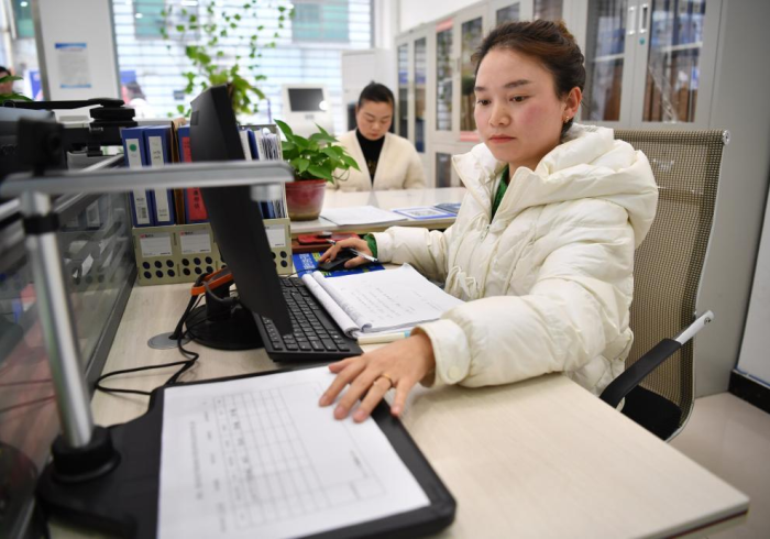 陕西新增1例本土无症状感染，常态化防控下的哨兵与考题