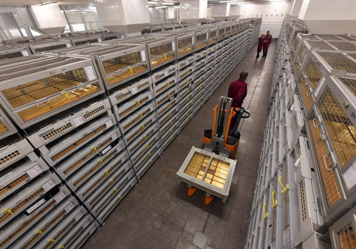 黄金掉价没有？当避险信仰遭遇时代裂痕