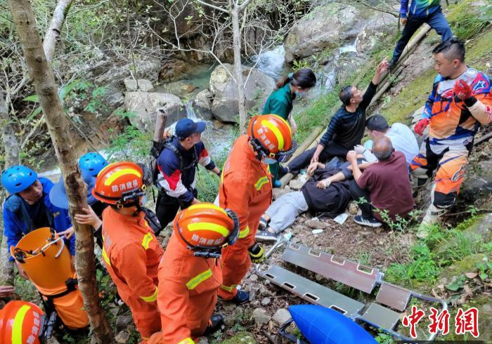 松溪战疫，闽北小城的坚韧防线与温情守望