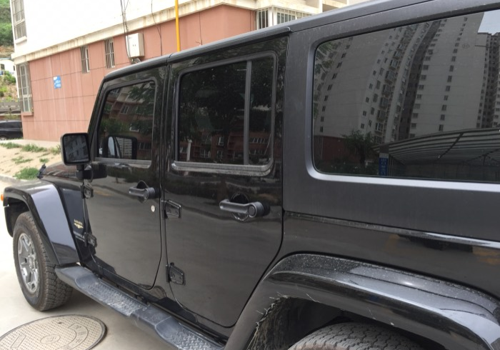 吉普车图鉴，从战争铁骑到生活诗篇的视觉史诗