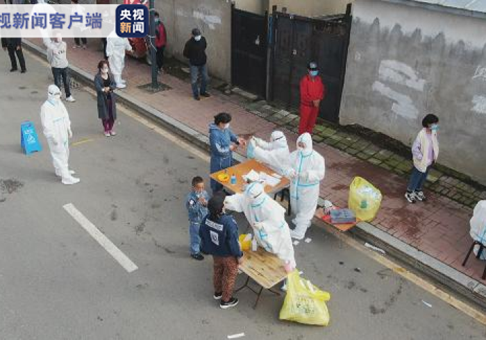 黑龙江巴彦县疑似病例，疫情下的吹哨人与防控神经战