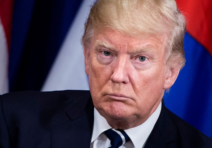 当抗疫总统倒在病毒前,特朗普确诊背后的政治迷局 当抗疫总统倒在病毒前,特朗普确诊背后的政治迷局