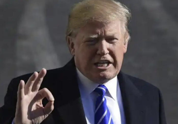 当抗疫总统倒在病毒前,特朗普确诊背后的政治迷局 当抗疫总统倒在病毒前,特朗普确诊背后的政治迷局